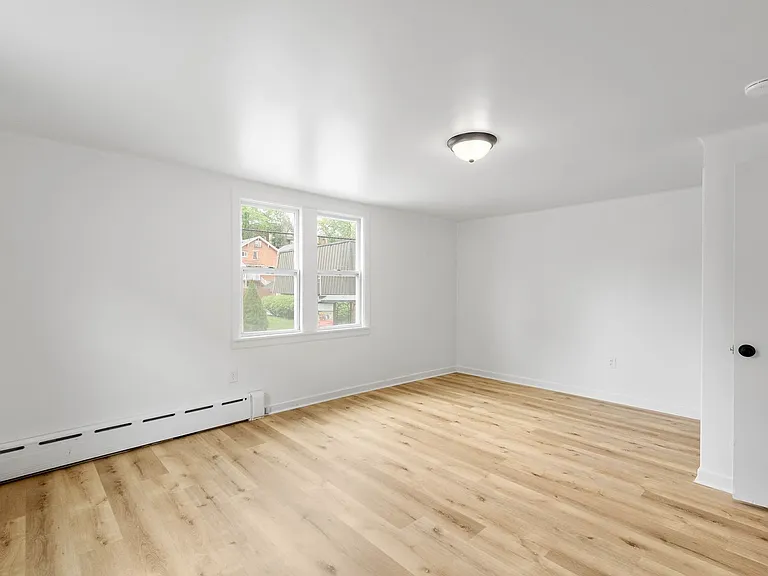 571 Washington Avenue — Photo 19