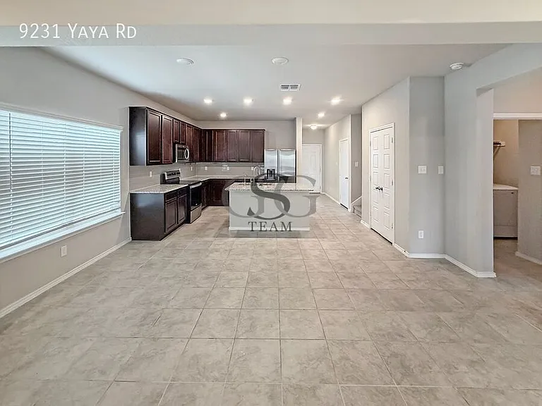 9231 Yaya Rd — Photo 27