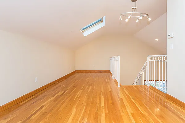 Sold by Keller Williams Realty Landmark | media 30
