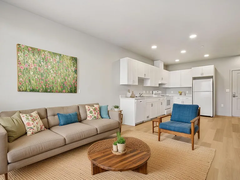 Terracina at Winding Creek — Photo 19