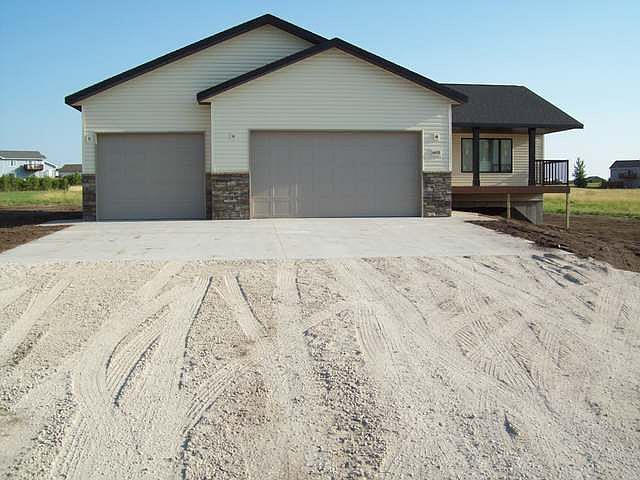 1st image of 6420 Whitney Ct
