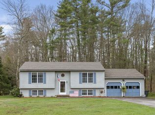 8 Hickory Ln, South Berwick, ME 03908