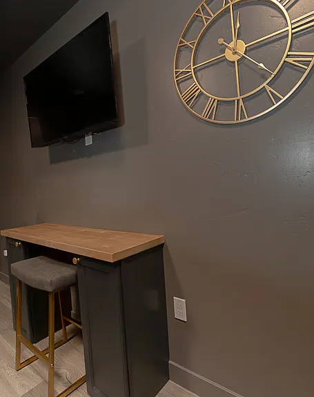 219 E Coeur Dalene Lake Dr #1 — Photo 3