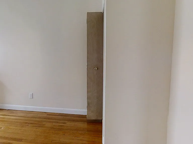 1124 Commonwealth Ave — Photo 98