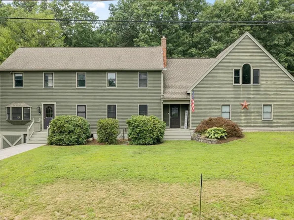 2 Nashoba Trl, Littleton, MA 01460