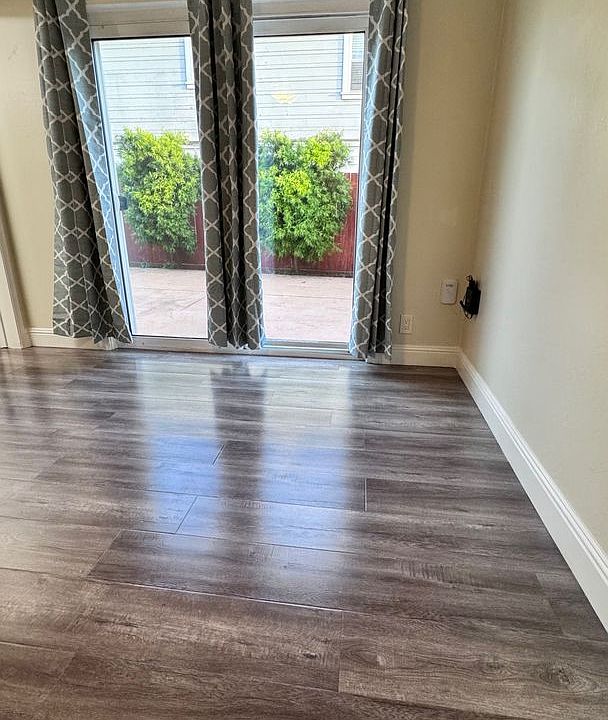 1st image of 570 19th St #0