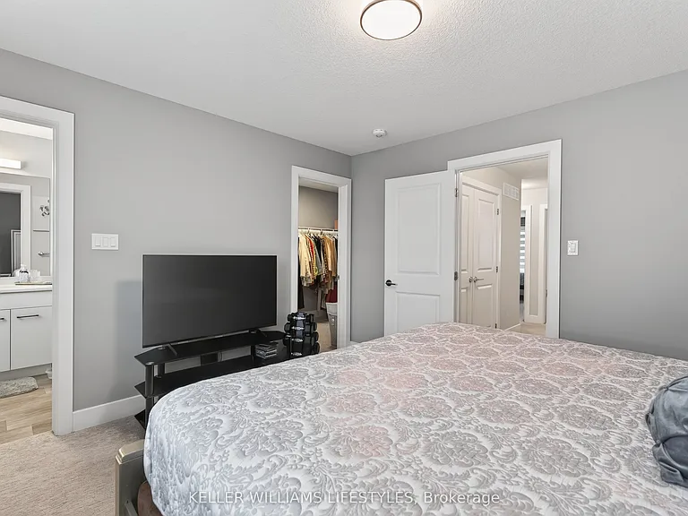 601 Lions Park Dr #89 — Photo 21