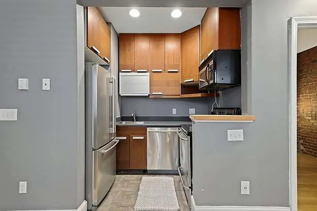 121 Salem St #2C — Photo 3