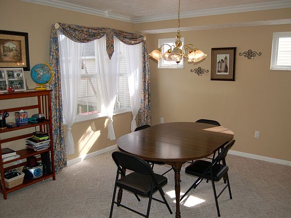 4th image of 1150 Chapman Ln Unit 25