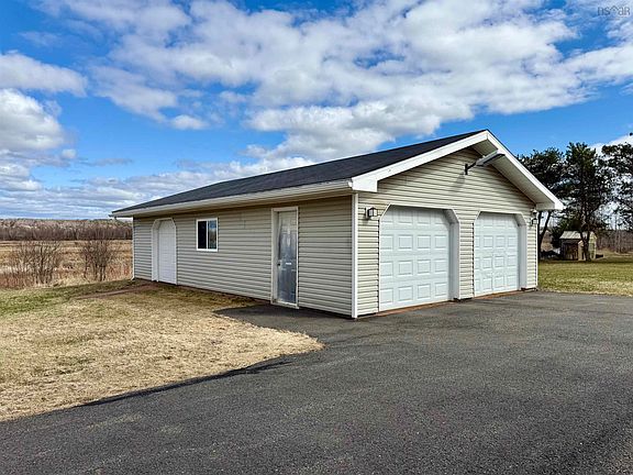 2nd image of 3260 Barronsfield Rd