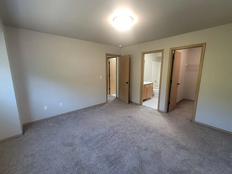 9532 17th Pl NE — Photo 13