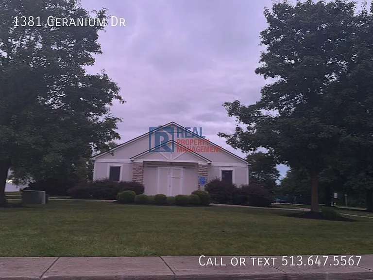 1381 Geranium Dr — Photo 31