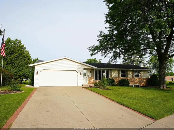 1238 Stine Way, De Pere, WI 54115