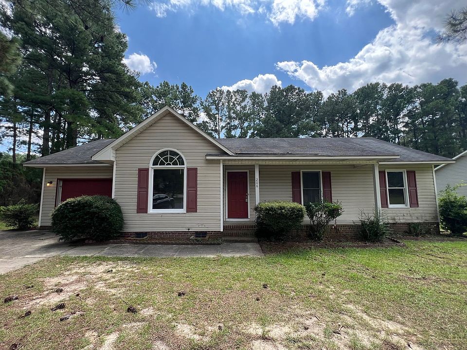 1st image of 208 Cobblestone Ct
