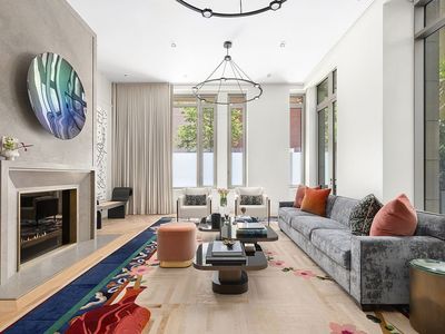 601 Washington St, New York, NY, 10014