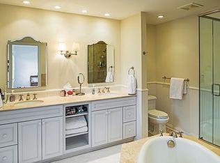 9 Shorelands Ct, Old Greenwich, CT 06870