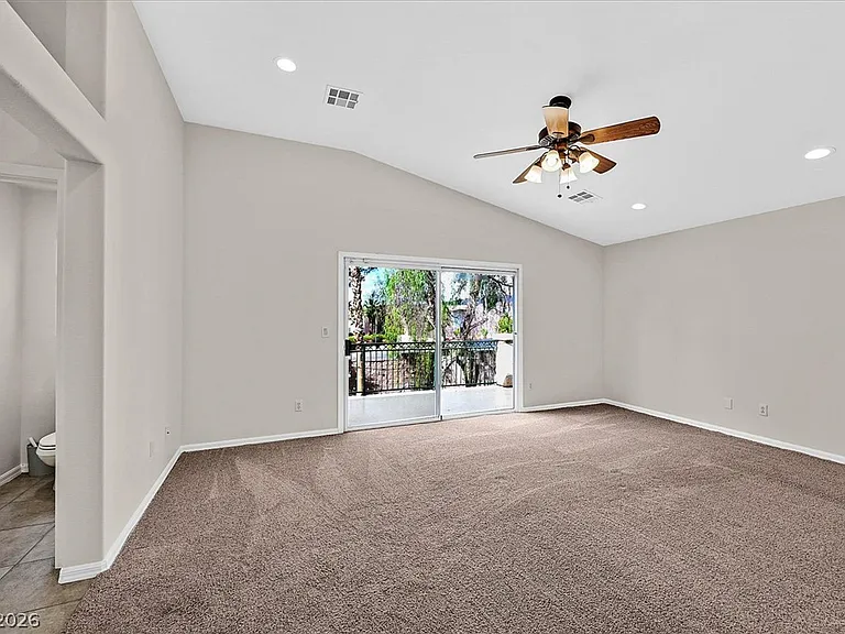 2282 Tedesca Dr — Photo 16