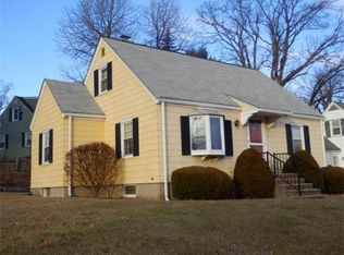 112 Ararat St, Worcester, MA 01606