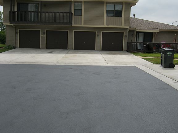 2nd image of 5715 Dutch Mill Ct Unit B