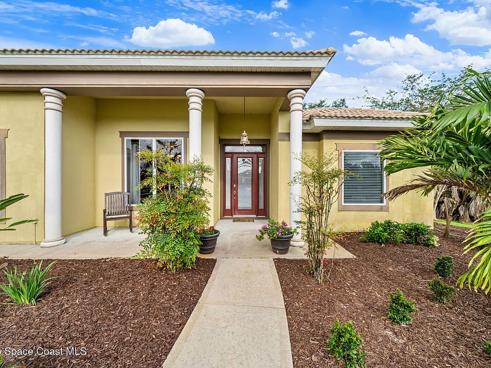 1st image of 5177 Royal Paddock Way