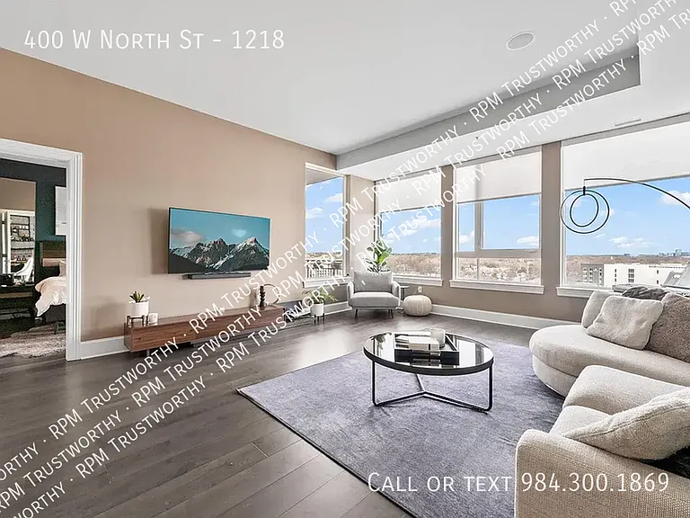 400 W North St #1218 — Photo 10
