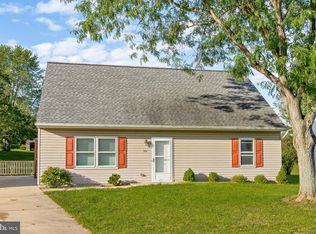 961 Sycamore Dr, Denver, PA 17517