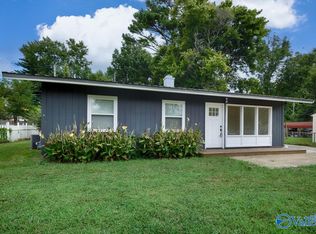 1703 Oakwood Ave NE, Huntsville, AL 35811