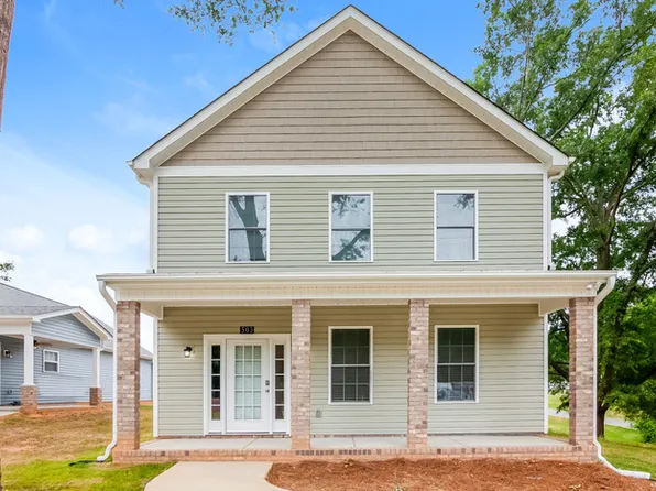 503 E Cloninger St, Dallas, NC 28034