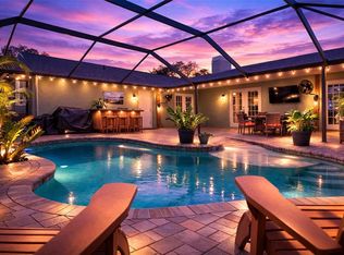 3196 Crystal Lakes Ct, Sarasota, FL 34235