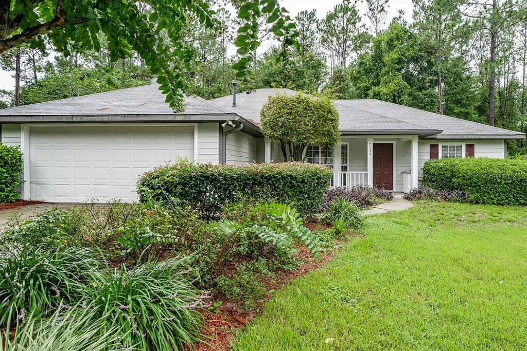 3 bed, 2.0 bath, 1558 sqft, $2,500 — Photo 1