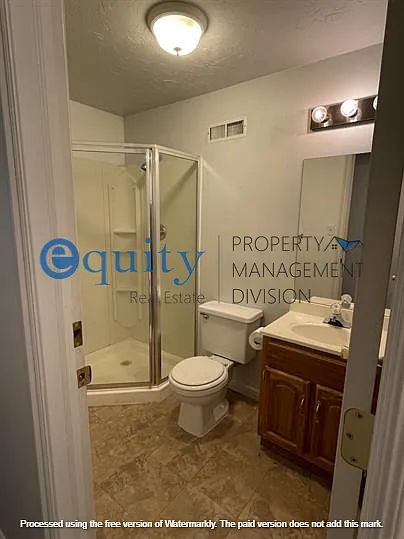 272 E Fort Union Blvd — Photo 8
