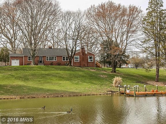 2nd image of 8822 Lake Hill Dr