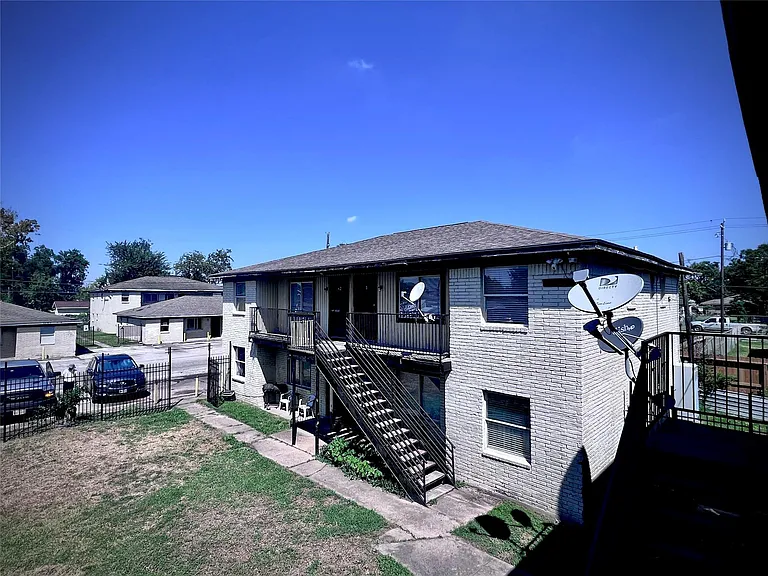 6802 Sayers St #A — Photo 28