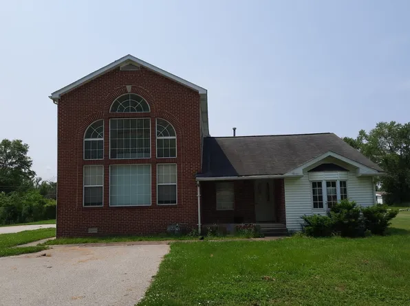 5622 Russell Ave, East Saint Louis, IL 62207