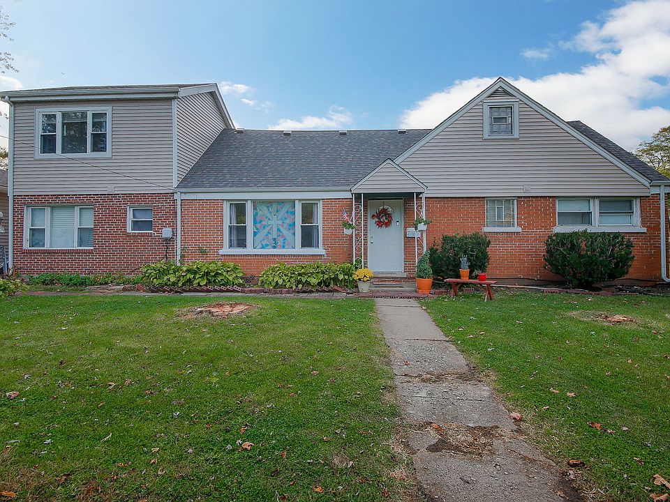 1st image of 10201 McLean Ave
