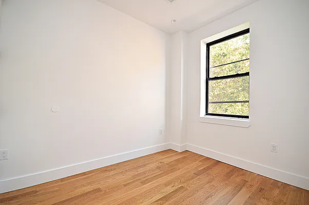 Rented by Simply Brooklyn Realty Inc | media 53