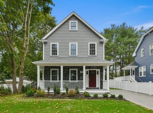 19 Hooper Rd, Dedham, MA 02026