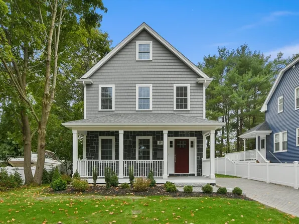19 Hooper Rd, Dedham, MA 02026