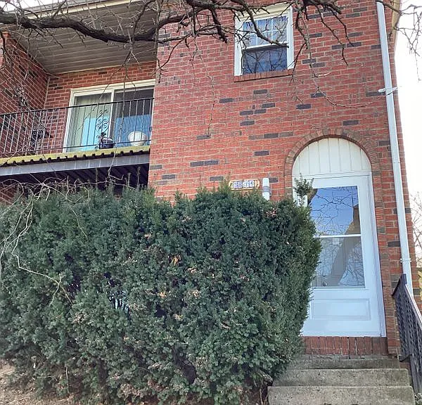 3874 Linden Ave #A — Photo 1