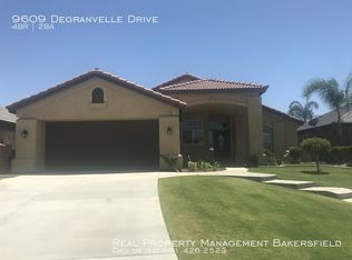 9609 Degranvelle Dr, Bakersfield, CA 93311