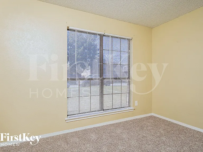 3934 Cochise Dr — Photo 12