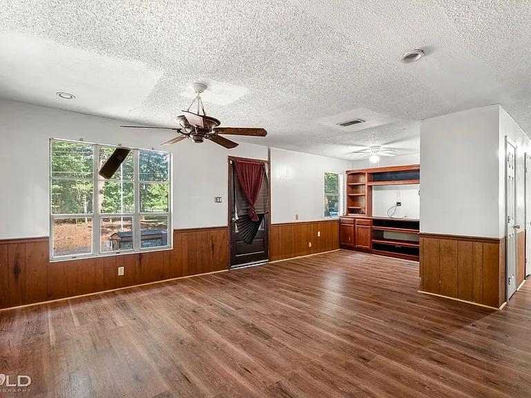 4314 Kristin Dr — Photo 6