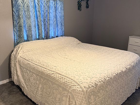 5th image of 1213 Valley View Ct