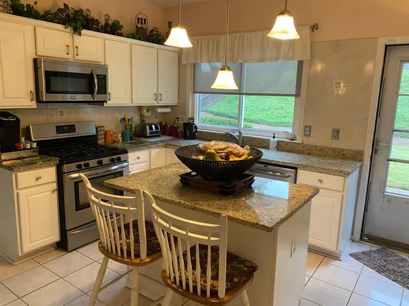 3462 Donamire Chase NW, Kennesaw, GA 30144