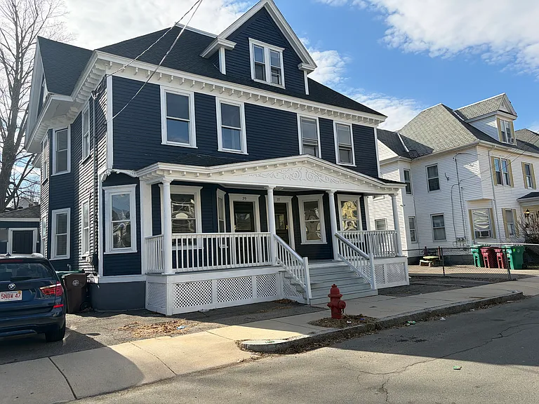 27 Burtt St #1 — Photo 10