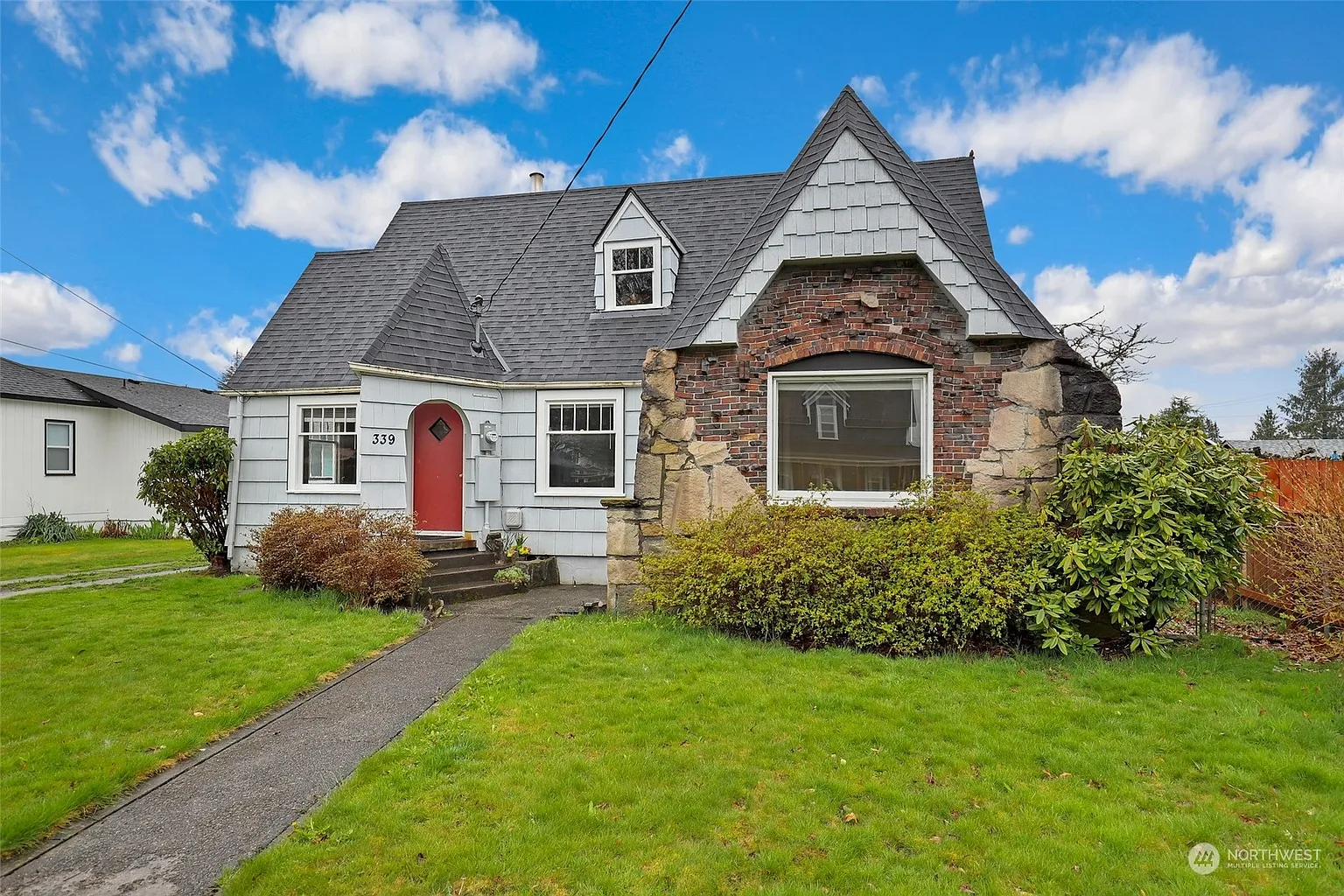 339 Cottage Street S photo 1