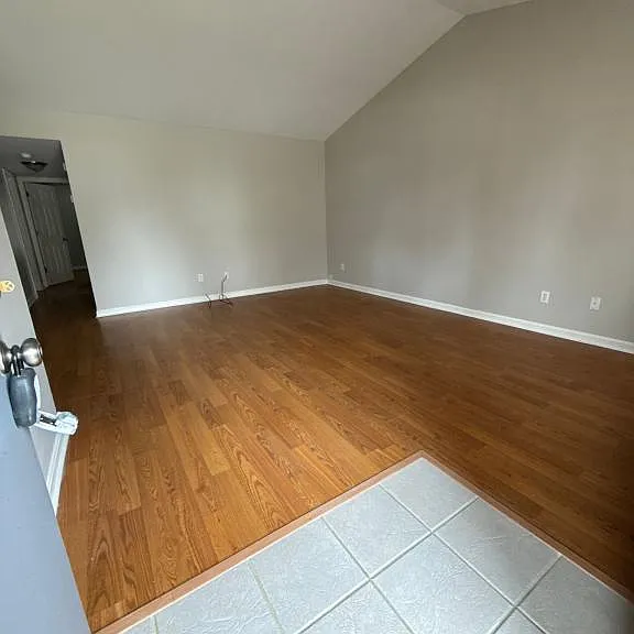 3928 Booker Ave — Photo 2