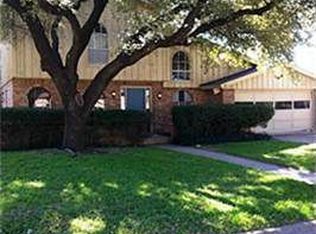 1718 Manchester Dr, Arlington, TX 76012