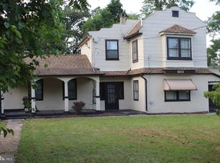 810 208th St, Pasadena, MD 21122