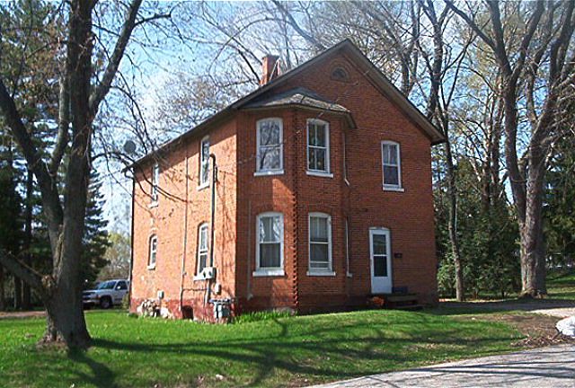 1st image of 403 W Ironwood St